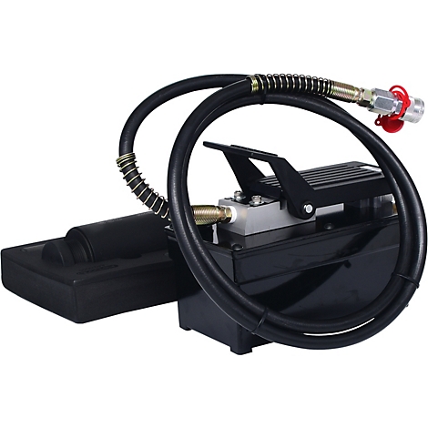 Schwarze, fußbetriebene Hydraulikpumpe mit Schlauch und Metallanschluss.